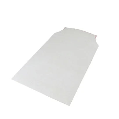 Busta in cartone A4, 24,5 x 34,5 x 3 cm, chiusura autoadesiva, apertura facilitata, bianco